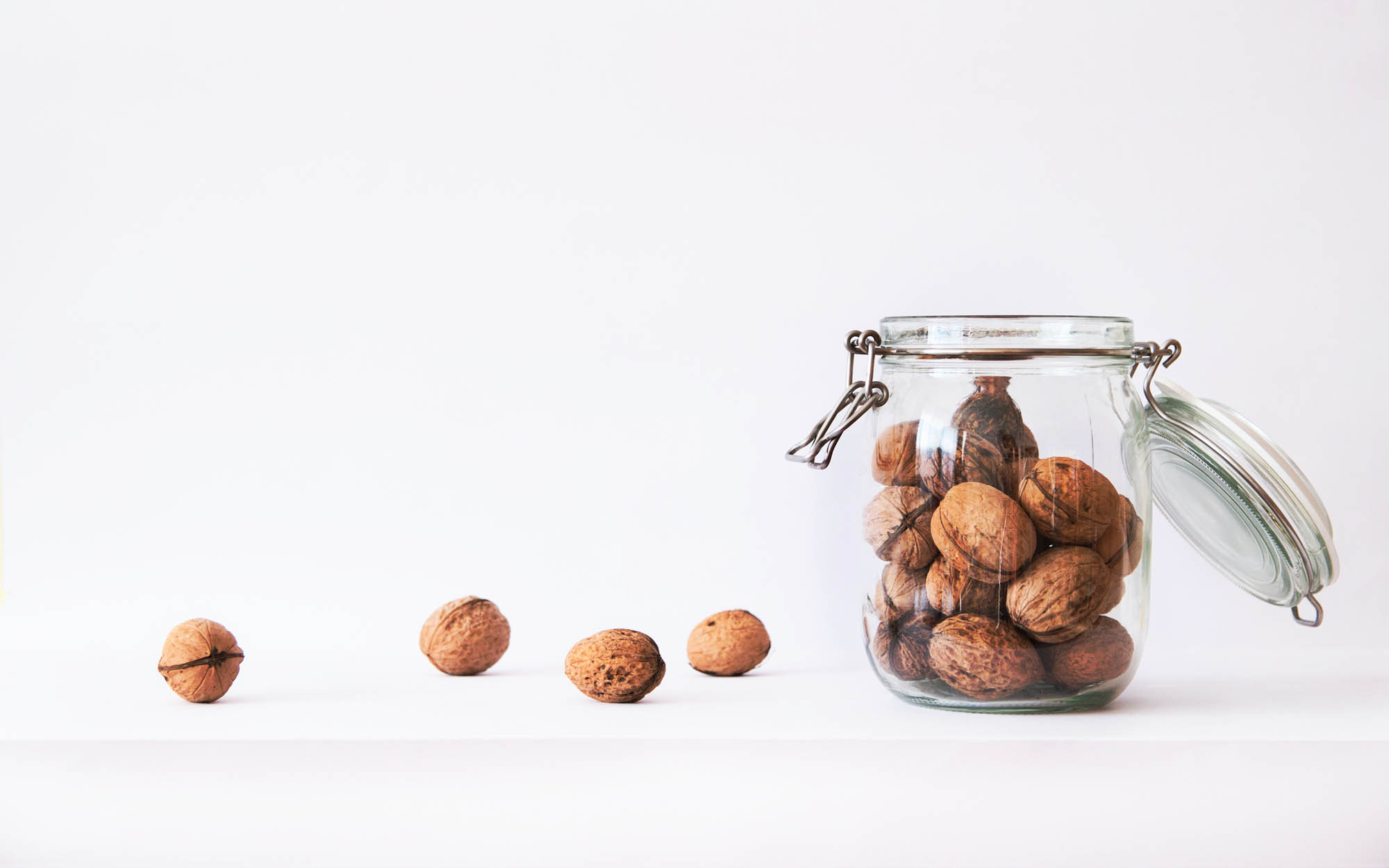 How to Store Food Using Glass Containers Instead of Plastic